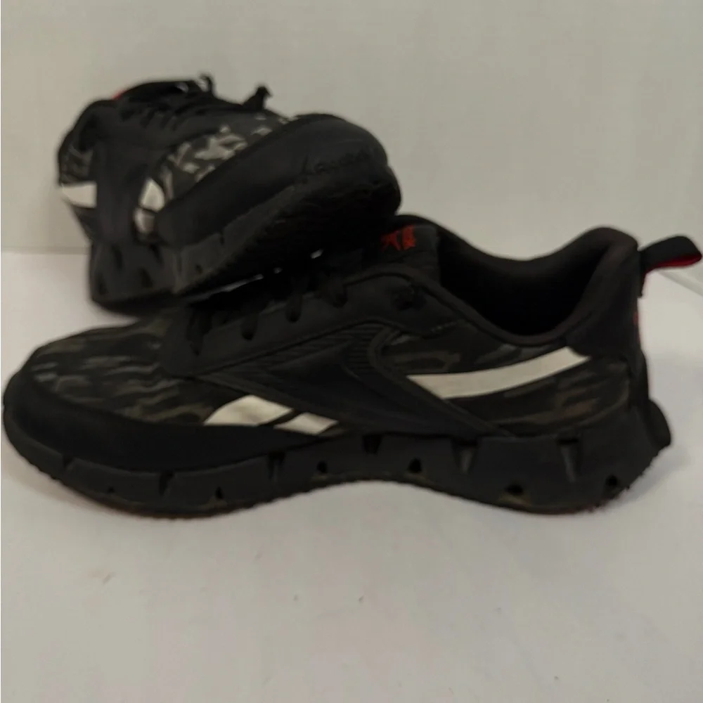 Reebok Men's Zig Dynamica Black/Red/White Camo, Running Shoes SIZE 12